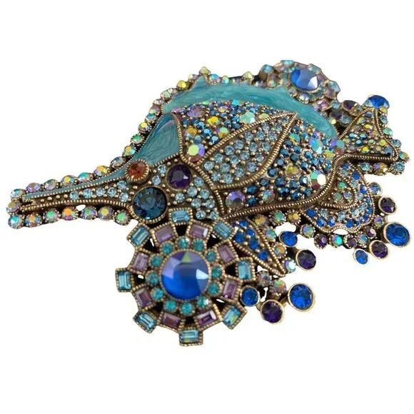 Heidi Daus "Tropical Sparkle" SEA LIFE FISH Crystal and Enamel Pin NWT RET $150 - Picture 2 of 6